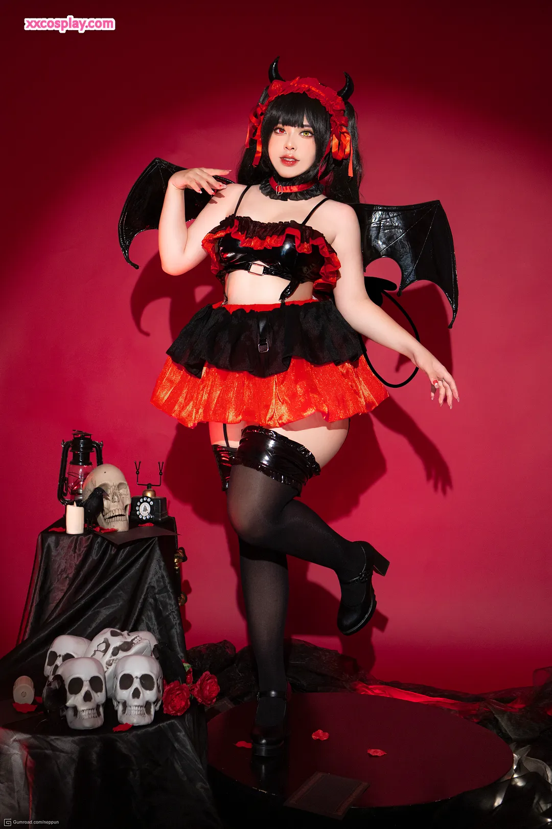 Neppu sebagai Kurumi Tokisaki: Godaan Succubus Gravure